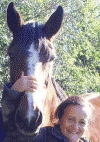 image_Monitrice senior dynamique propose garde et soins chevaux et tous animaux, travail chevaux, coaching.