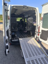 image_Transport de personnes handicapées, véhicule accessible aux fauteuils roulants